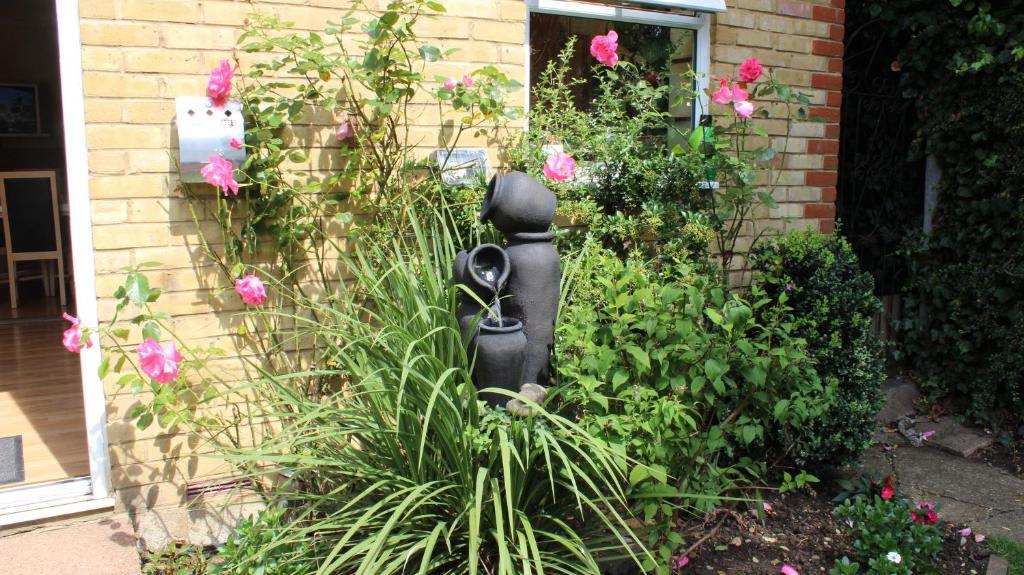 Heatherbank Guest House Barnet Buitenkant foto